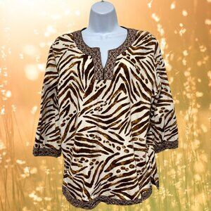 Alfred Dunner-Women's Medium Pullover Top Sequins On V-Neck & Sleeves Trim